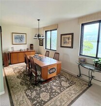 15 Bluebill Ave, Unit 3502 in Naples, FL - Foto de edificio - Building Photo