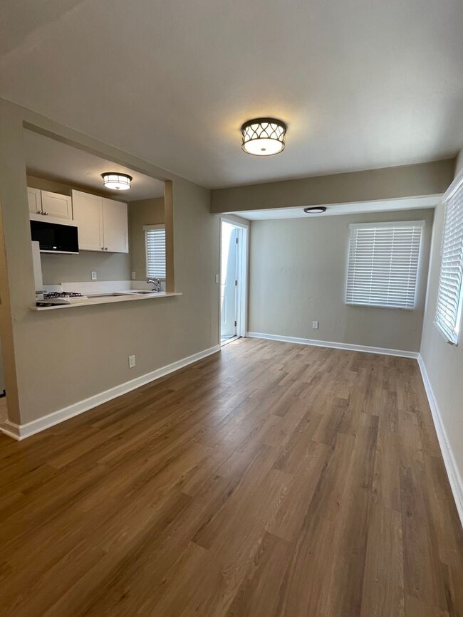 property at 3412 Marlborough Ave