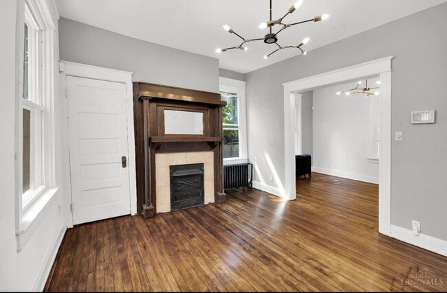 3033 Marshall Ave, Unit 1 in Cincinnati, OH - Building Photo - Building Photo
