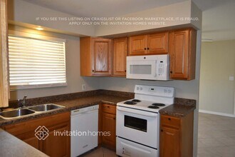 7132 W Beryl Ave in Peoria, AZ - Building Photo - Building Photo