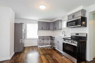 630 Lincoln St in Burlington, NC - Building Photo - Building Photo