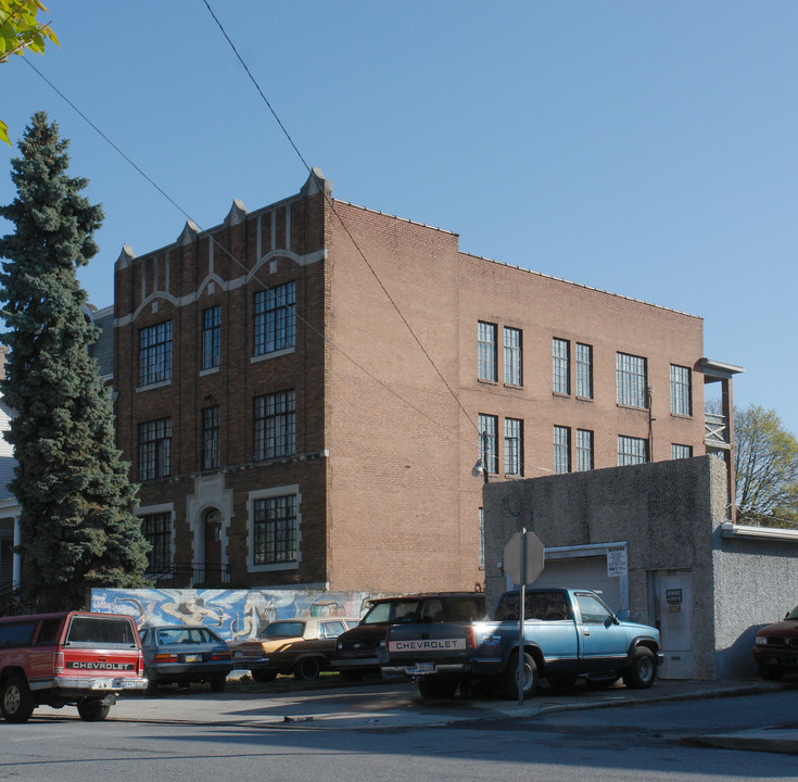 1931-1933 N 3rd St in Harrisburg, PA - Building Photo