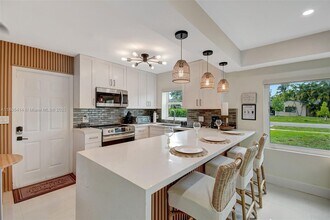 1100 SW 20th St in Fort Lauderdale, FL - Building Photo - Building Photo
