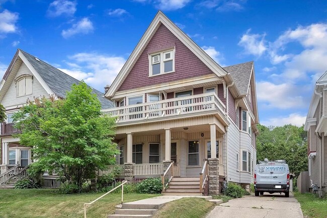 2858 N Murray Ave, Unit 2858