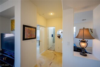 359 Hoskins Ct in Henderson, NV - Foto de edificio - Building Photo