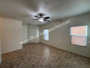 3324 W Placita de la Tularosa in Tucson, AZ - Building Photo - Building Photo