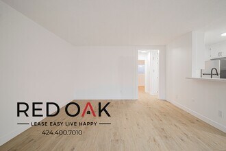 2244 S Western Ave in Los Angeles, CA - Building Photo - Building Photo