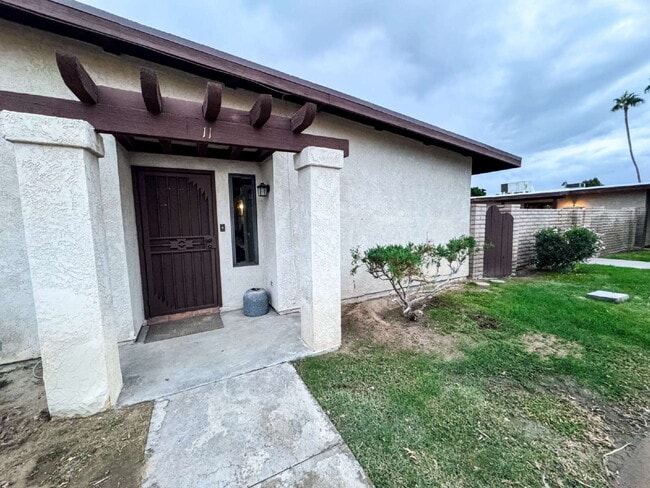 1465 E Laguna Pl in Yuma, AZ - Building Photo - Building Photo