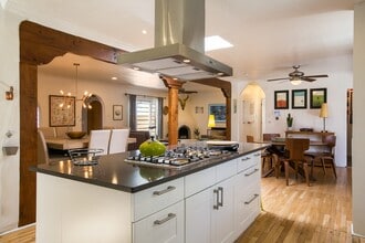 610 Carlisle Blvd SE in Albuquerque, NM - Building Photo - Building Photo