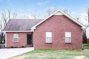 1814 Lucille Ln in Murfreesboro, TN - Building Photo