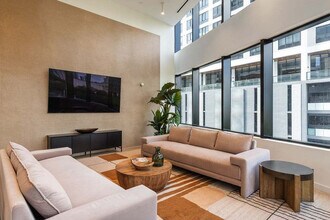 225 N Miami Ave, Unit SI ID1515066P in Miami, FL - Building Photo - Building Photo