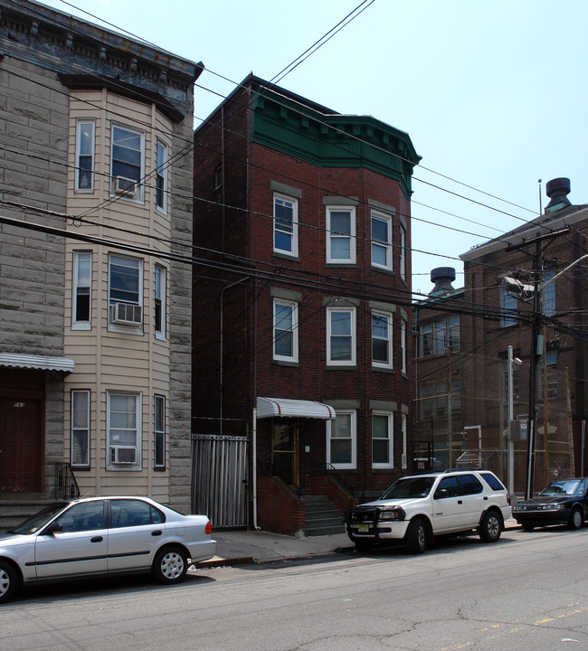 161 Chestnut St in Newark, NJ - Building Photo - Building Photo