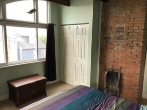 3234 Dobson St in Pittsburgh, PA - Building Photo - Building Photo