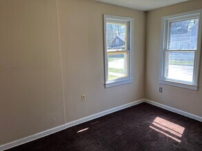844 W Highland Ave in Ravenna, OH - Building Photo - Building Photo