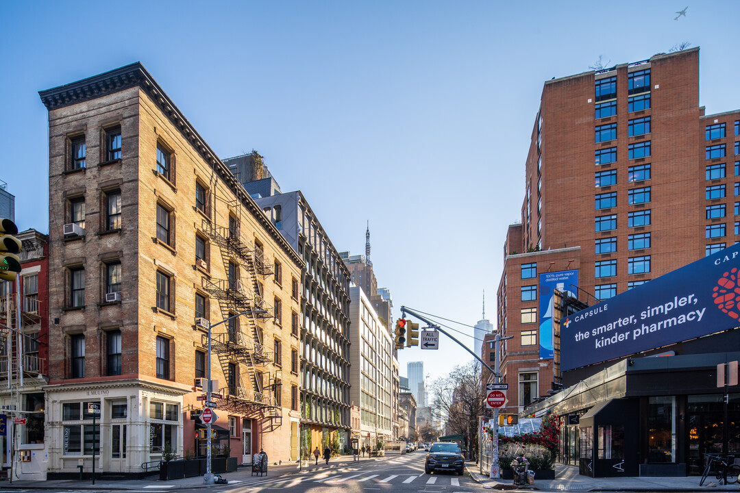 XOCO 325 in New York, NY - Foto de edificio