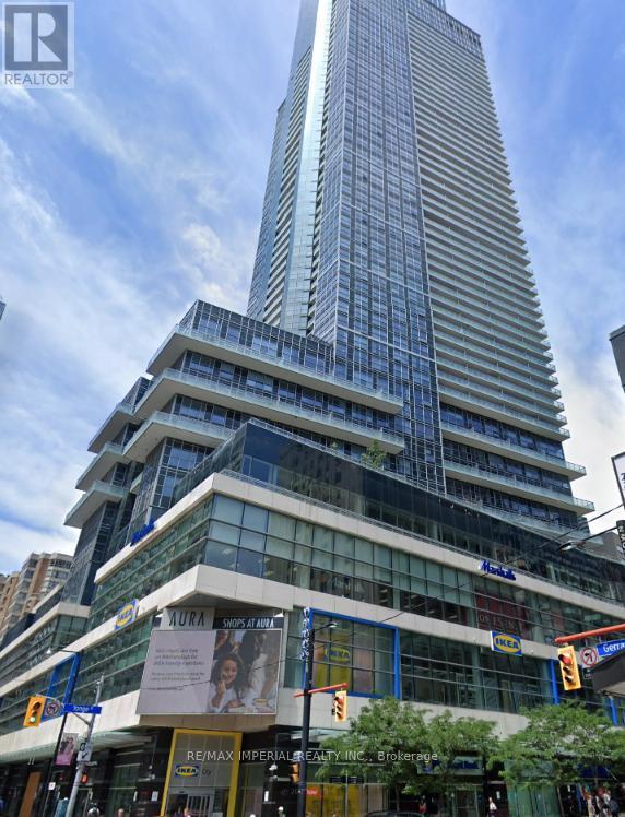 property at 386 Yonge St
