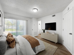Cinnamon Cove Apartments in Tampa, FL - Building Photo - Building Photo