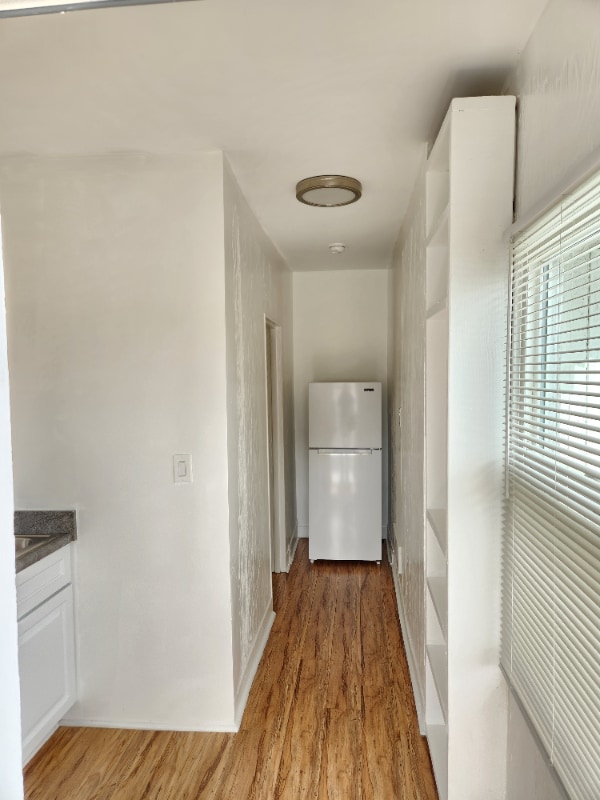 2032 Vista Del Mar Ave