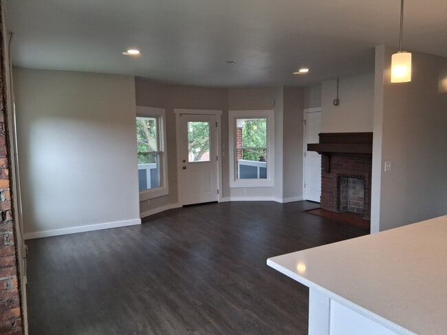 517 Lagrange St, Unit 2 in Toledo, OH - Building Photo - Building Photo