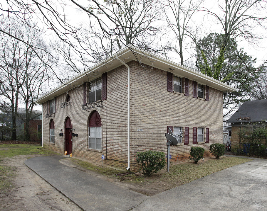 2864 Cheney St in Atlanta, GA - Foto de edificio