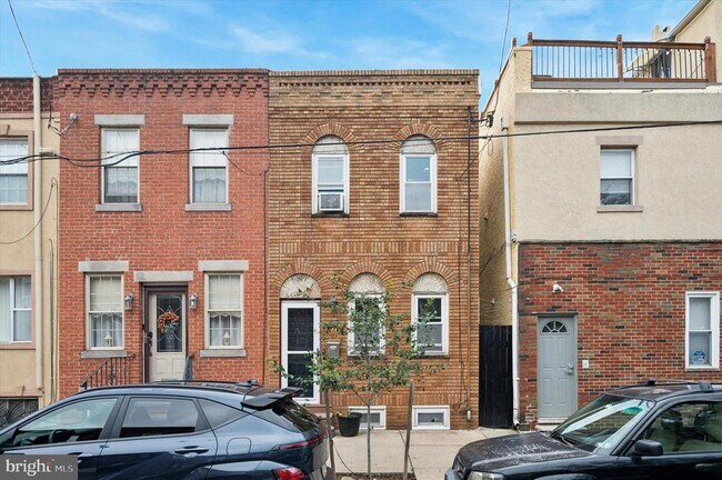 1802 S 12th St in Philadelphia, PA - Building Photo - Building Photo