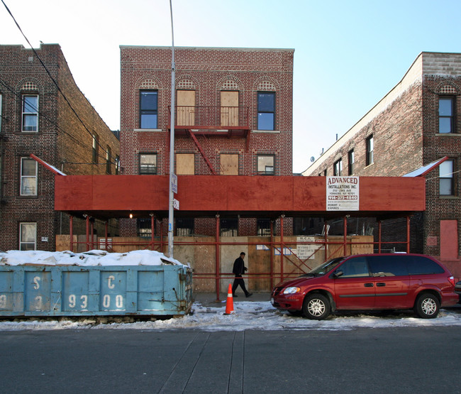 2732-2736 Pitkin Ave in Brooklyn, NY - Building Photo - Building Photo