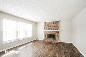 11255 Baycreek Dr in Indianapolis, IN - Building Photo - Building Photo