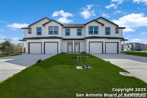 134 Damon Dv in San Antonio, TX - Building Photo