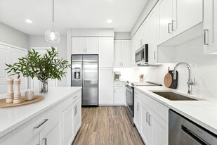 Coulter Place in Ardmore, PA - Building Photo