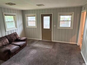 2624 N Renwood Ave in Peoria, IL - Building Photo - Building Photo