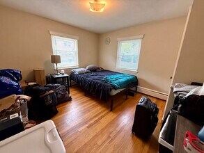 17 Aldrich Rd in Watertown, MA - Building Photo - Building Photo