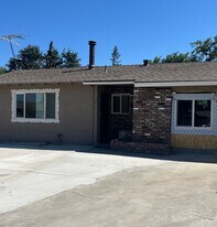 3912 Amigo Dr in Modesto, CA - Building Photo