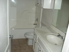 8168 Myrtlewood Dr in Greenwood, LA - Building Photo - Building Photo