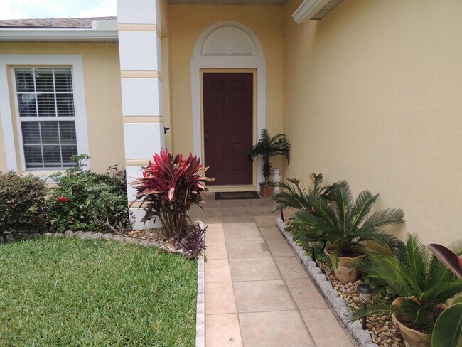 1937 Millington Ln in Jacksonville, FL - Building Photo - Building Photo