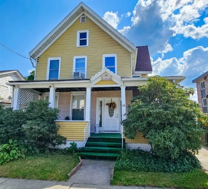 32 Doubleday St-Unit -1 in Binghamton, NY - Building Photo