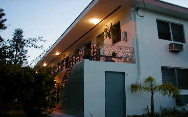 16675 NE 20th Ave in North Miami Beach, FL - Building Photo - Building Photo