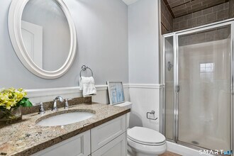 1180 Main St in Stratford, CT - Building Photo - Building Photo