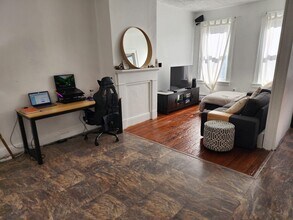 337 Pavonia Ave in Jersey City, NJ - Building Photo - Building Photo