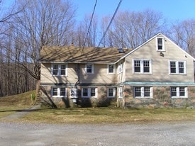 1718 Route 9W in Esopus, NY - Building Photo