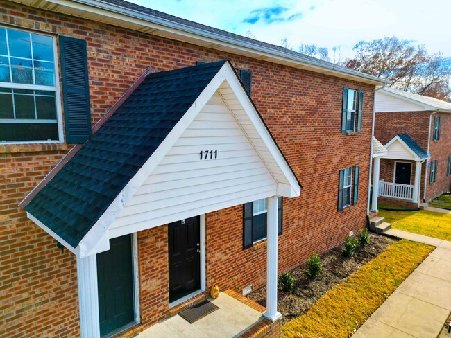 1711 Baltimore Dr