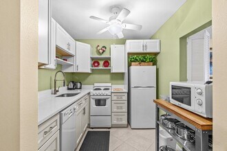 68 Suffolk B in Boca Raton, FL - Building Photo - Building Photo