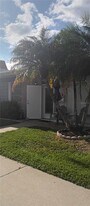 4354 Tahitian Gardens Cir in Holiday, FL - Building Photo
