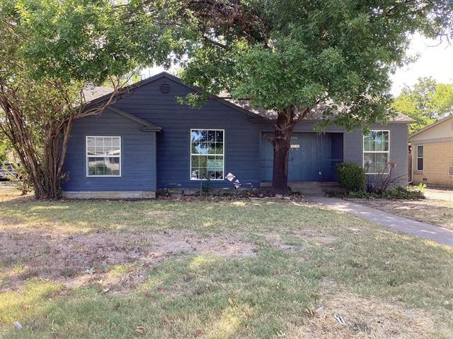 2240 Bonnie Brae Ave in Fort Worth, TX - Building Photo