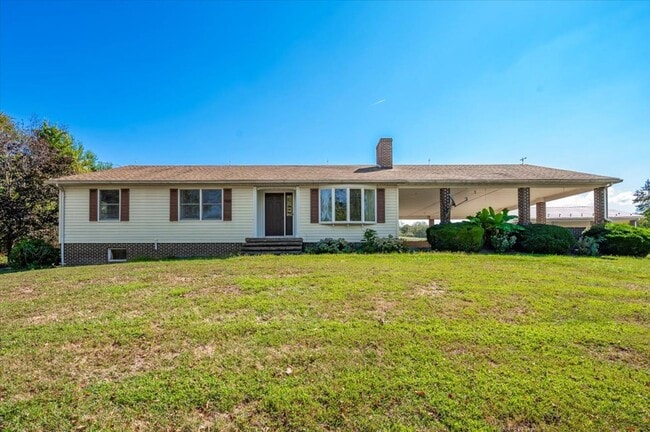 property at 6774 Linganore Rd