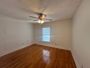 201-203 W Acres St in Norman, OK - Building Photo - Building Photo