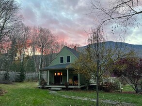 808 South End Rd in East Dorset, VT - Building Photo - Building Photo