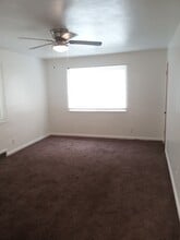 515 East Dr, Unit #4 in Kettering, OH - Building Photo - Building Photo