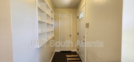 5573 Cypress Dr in Forest Park, GA - Building Photo - Building Photo