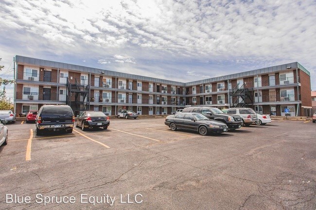 78 W Walnut St in Brighton, CO - Building Photo - Building Photo