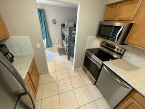 1650 Via de Luna Dr, Unit G5 in Gulf Breeze, FL - Foto de edificio - Building Photo